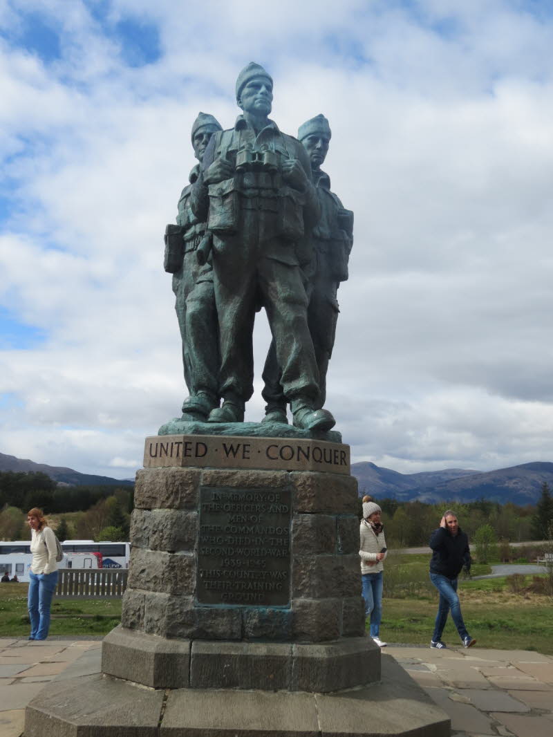 Paul and Klaus in Scotland (39)
