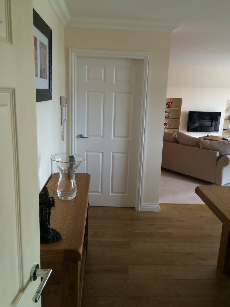 Strathaven Flat  (25)