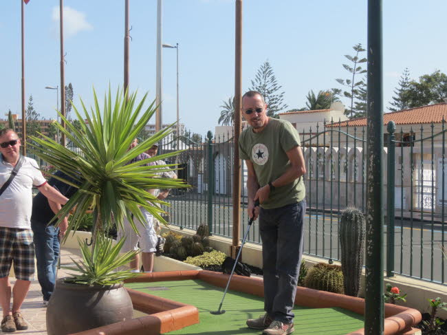 Yumbo Crazy Golf (12)